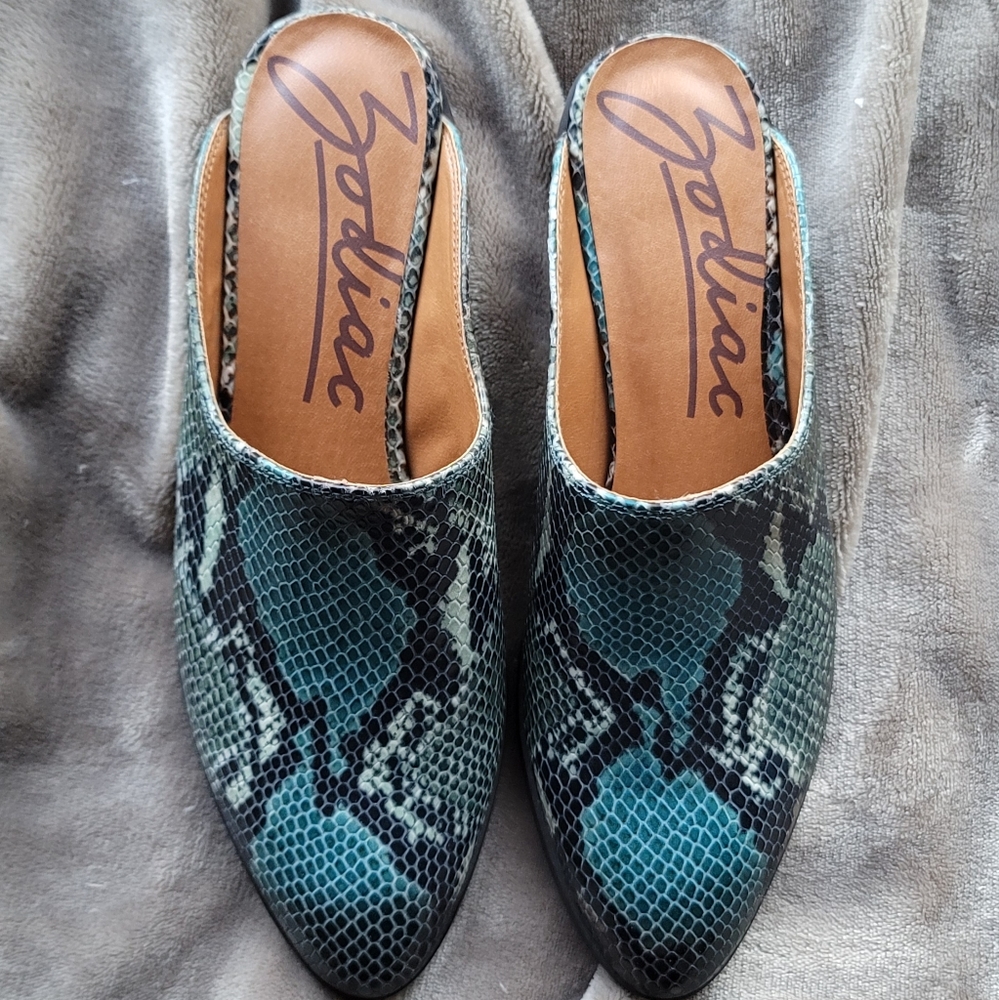 Zodiac Leather Quartz Snake Mules 7.5